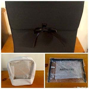 NWOT Three Artistry Travel Cosmetic Bags